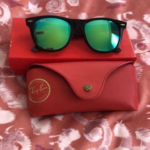 New! Never worn RayBan reflective sunglasses